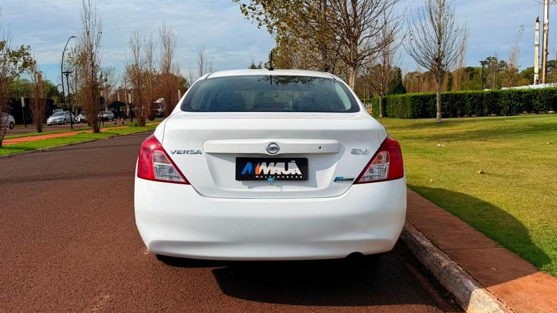 Nissan Versa S 1.6 16V Flex Fuel 4P Mec. - foto 10