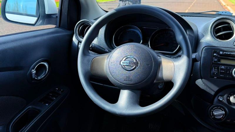 Nissan Versa S 1.6 16V Flex Fuel 4P Mec. - foto 8