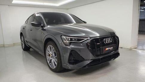 AUDI E TRON SPB