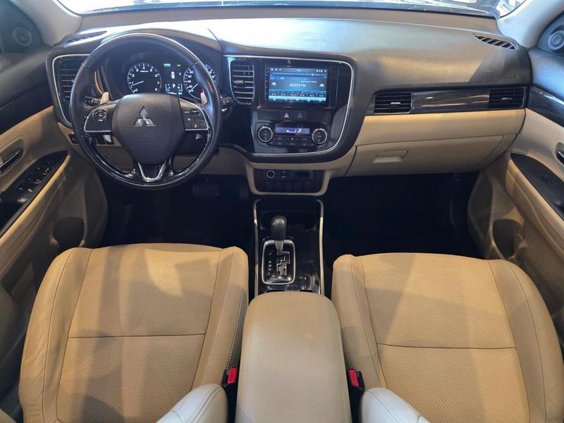 Mitsubishi Outlander 3.0 GT 3.0 V6 Aut. - foto 12