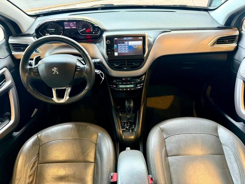 Peugeot 208 Griffe At - foto 12