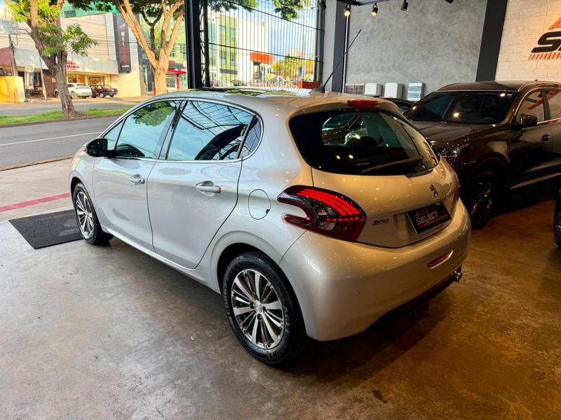 Peugeot 208 Griffe At - foto 10