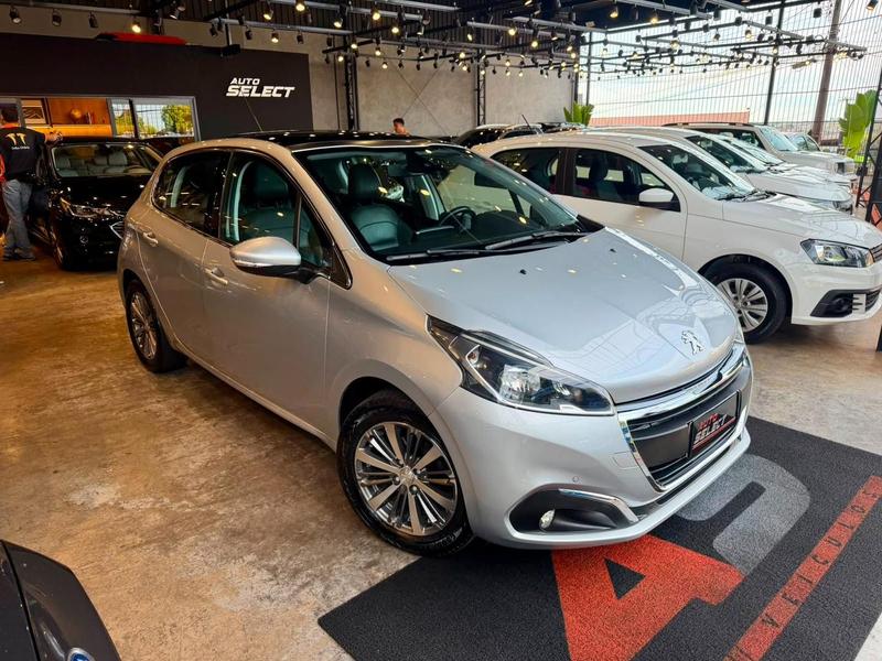 Peugeot 208 Griffe At - foto 4