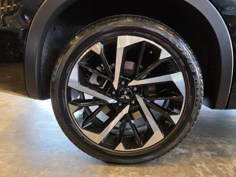 Mitsubishi Outlander Signature 2.4 4X4 Automático Hib - foto 20