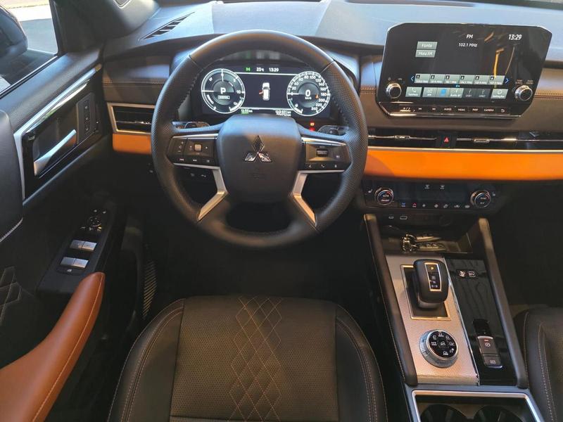 Mitsubishi Outlander Signature 2.4 4X4 Automático Hib - foto 13
