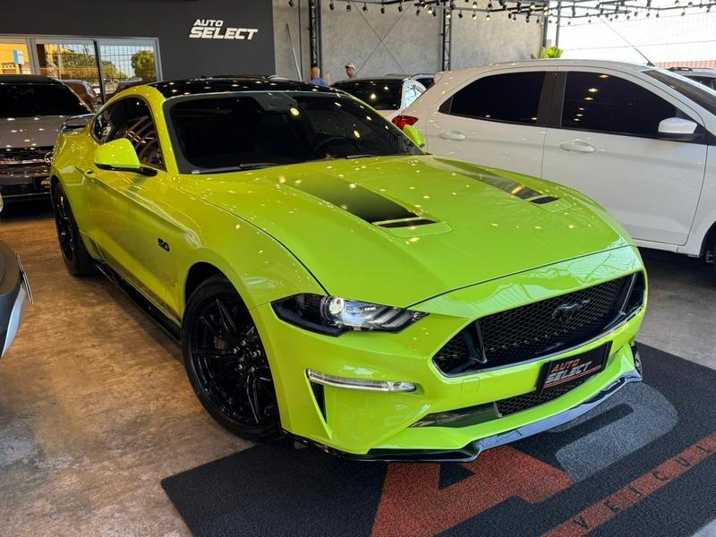 Ford Mustang GT - foto 4