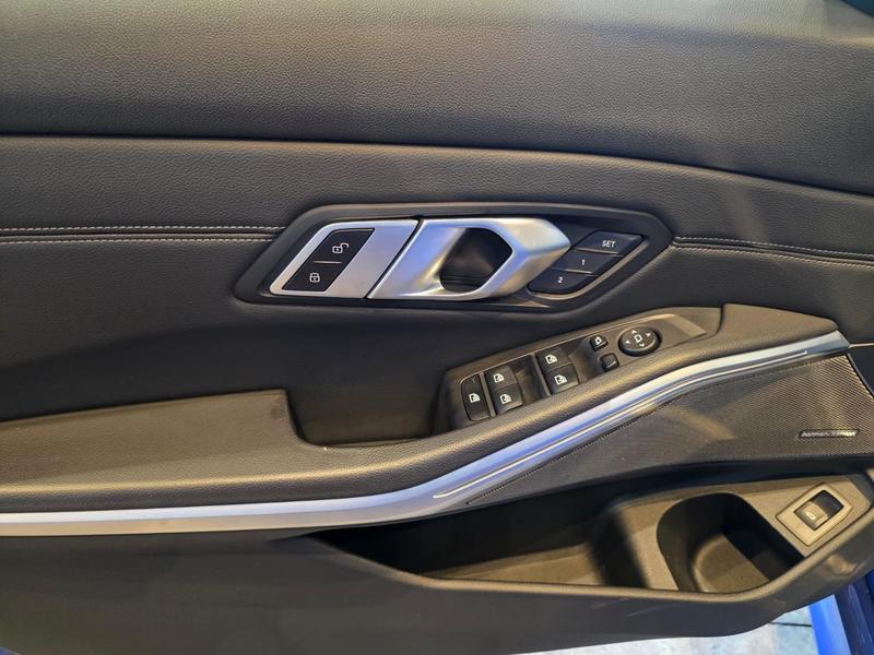 BMW 320i M Sport Flex - foto 19