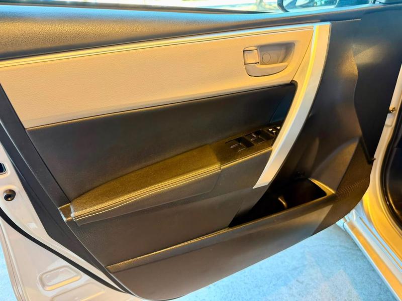 Toyota Corolla Gli18 CVT - foto 18