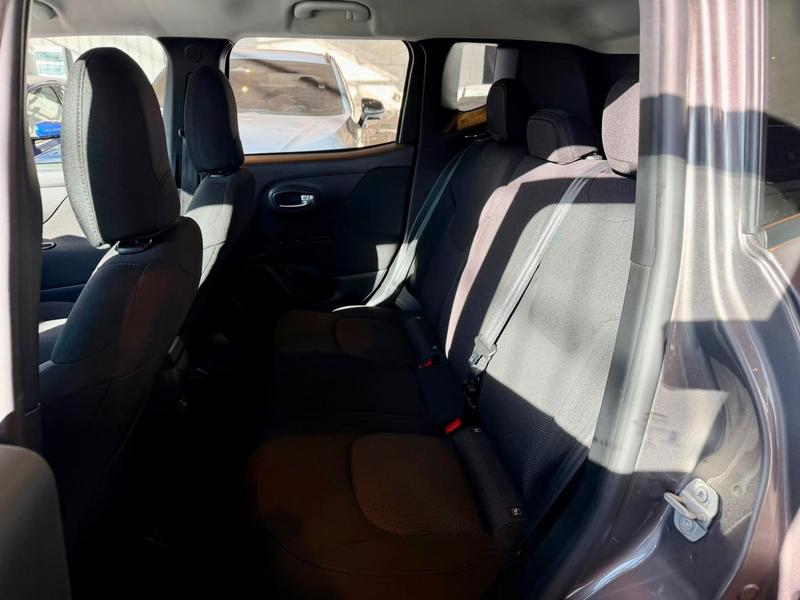 Jeep Renegade Sport 1.8 4X2 Flex 16V Aut. - foto 19