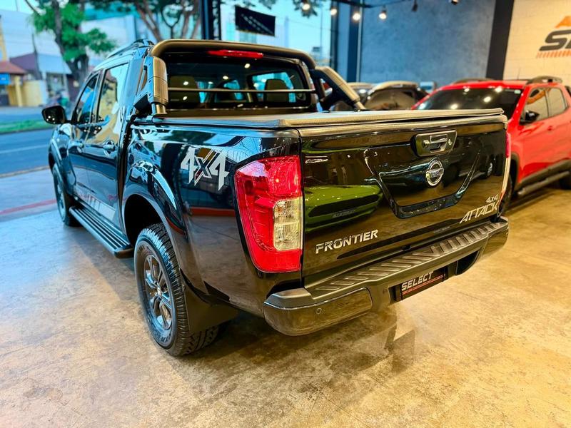 Nissan Frontier Atk X4 - foto 11
