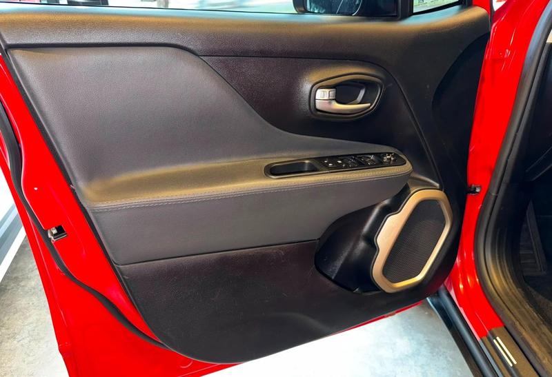 Jeep Renegade 1.8 At - foto 16