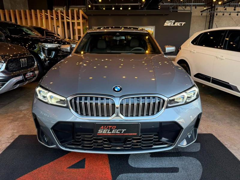 BMW 320i M Sport Flex - foto 3