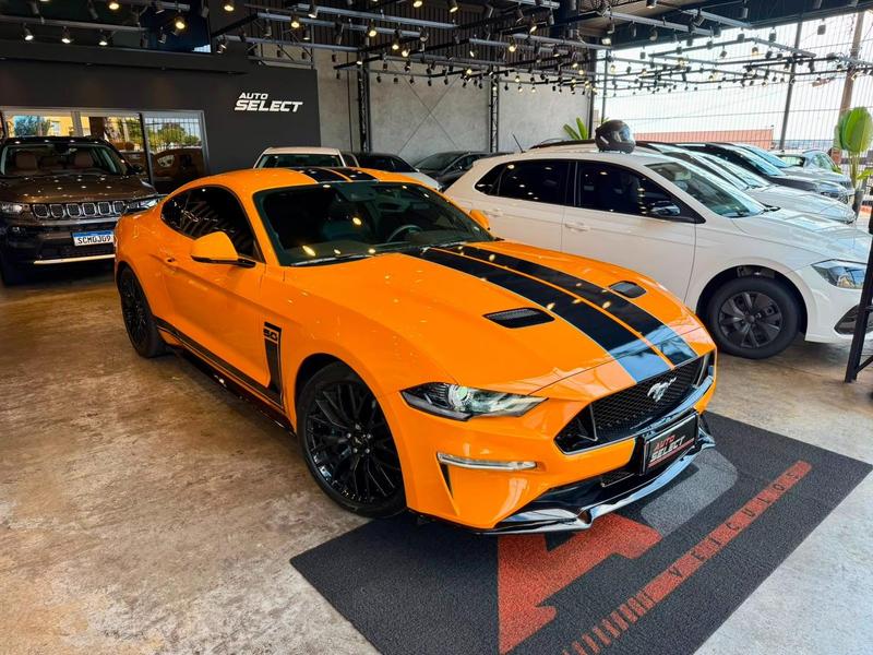 Ford Mustang GT Premium 5.0 V8 - foto 4