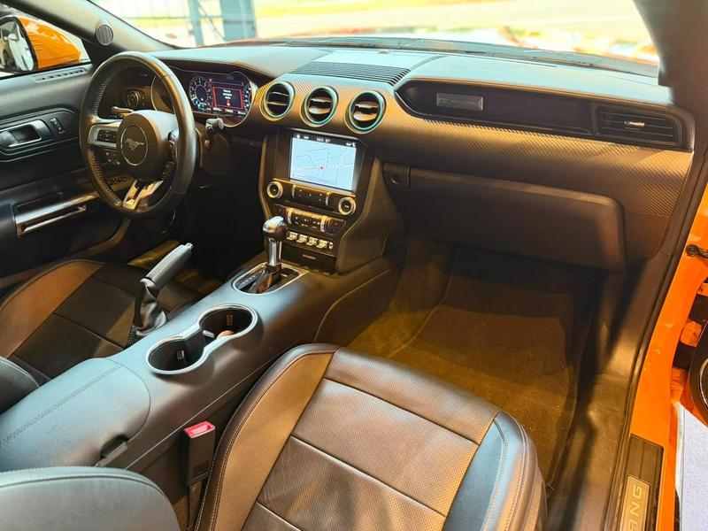 Ford Mustang GT Premium 5.0 V8 - foto 18