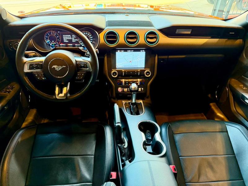 Ford Mustang GT Premium 5.0 V8 - foto 12