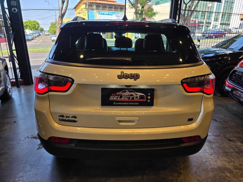 Jeep Compass Limited S - foto 9