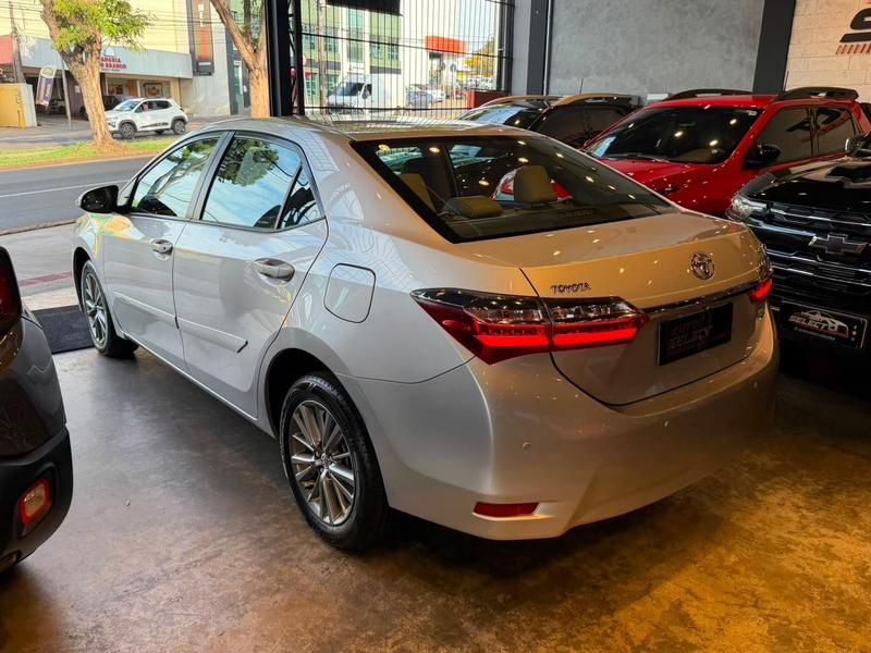Toyota Corolla GLi Upper 1.8 Flex 16V Aut. - foto 8