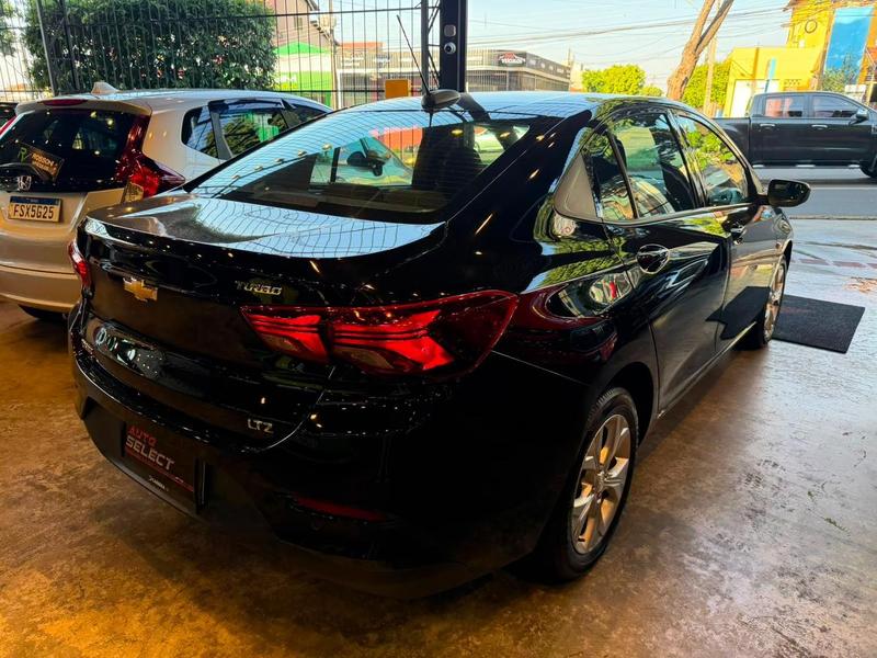 Chevrolet Onix Plus 10tat LTZ - foto 8