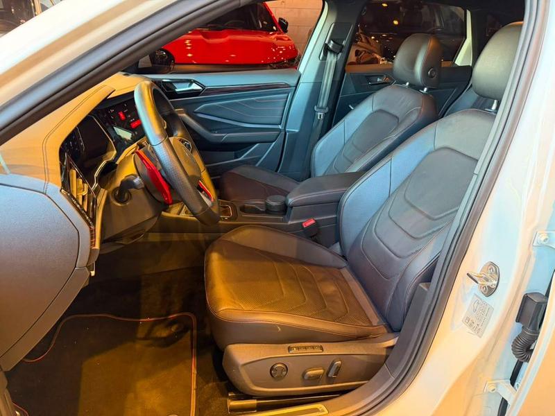 Volkswagen Jetta GLi - foto 15