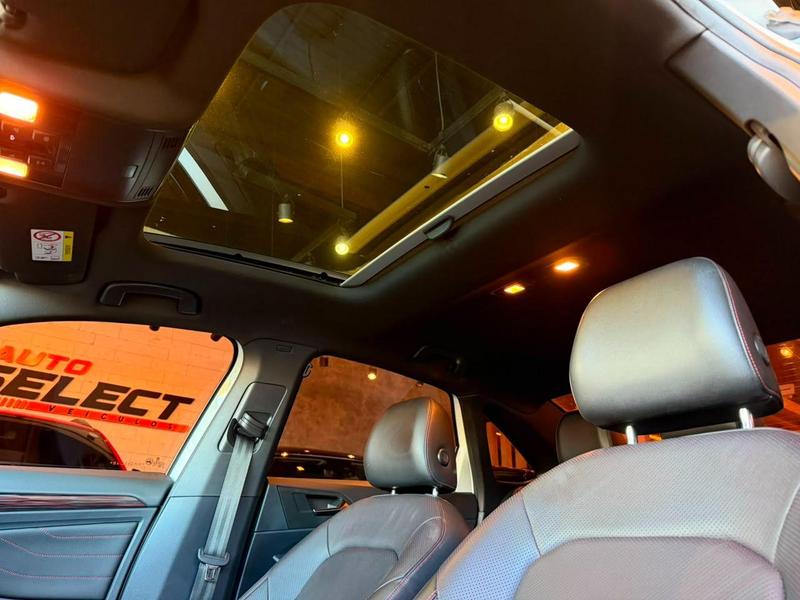 Volkswagen Jetta GLi - foto 16