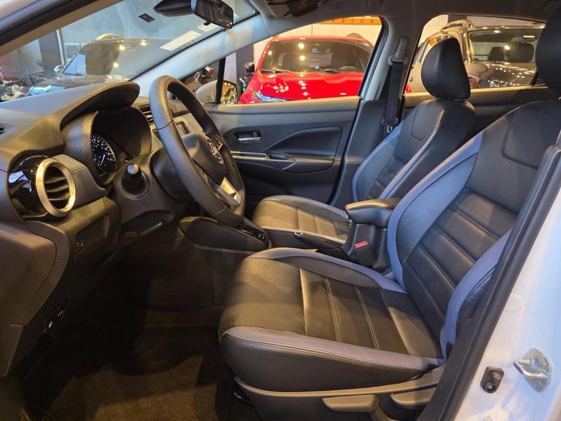 Nissan Versa Excl CVT - foto 15