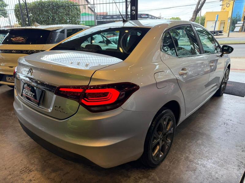 Citroën C4 Lounge Feel Automático - foto 8