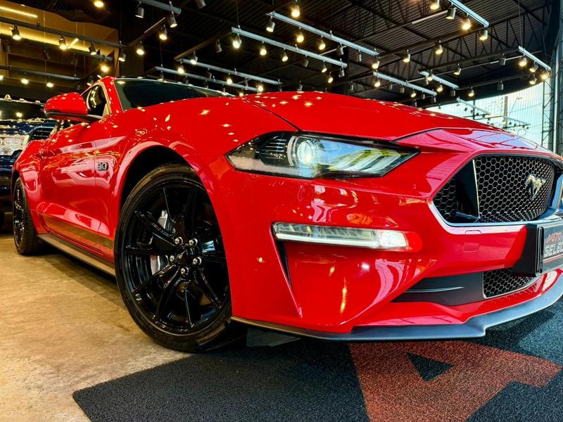 Ford Mustang GT - foto 5