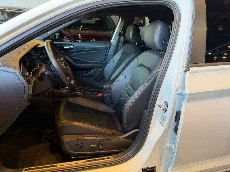 Volkswagen Jetta GLi Ag - foto 17