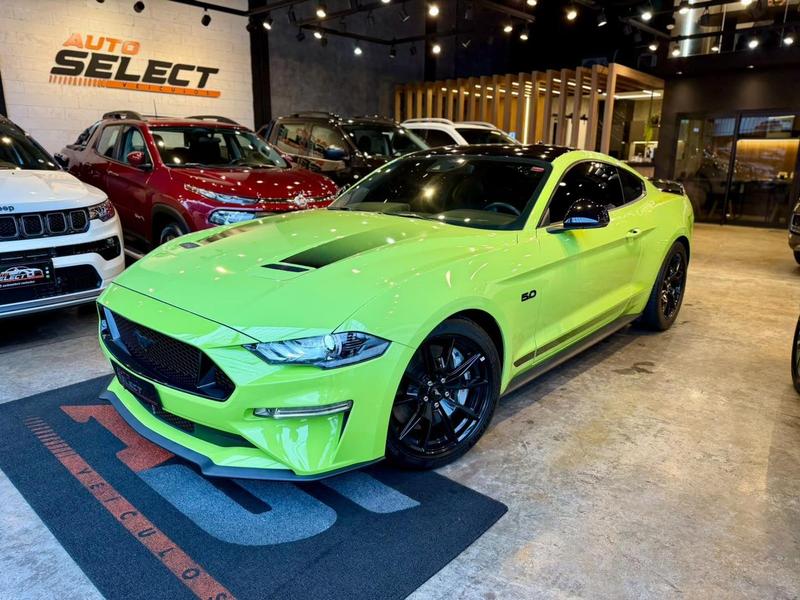 Ford Mustang GT - foto 2