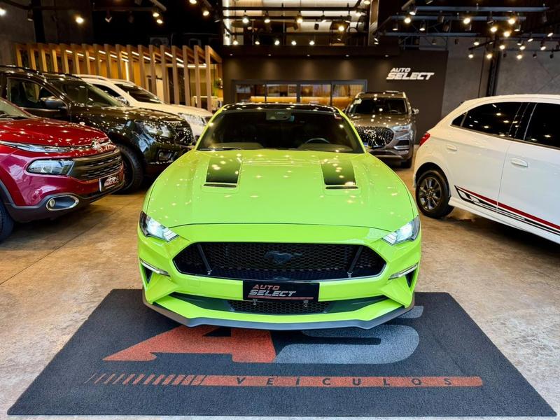 Ford Mustang GT - foto 3