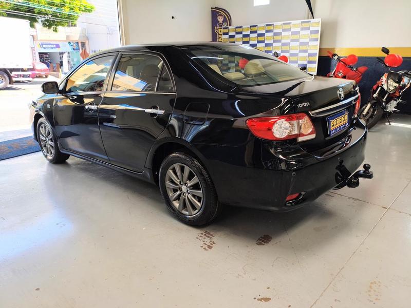 Toyota Corolla Altis 20fx - foto 4