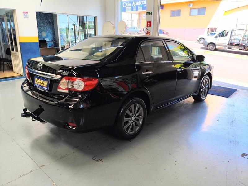 Toyota Corolla Altis 20fx - foto 5