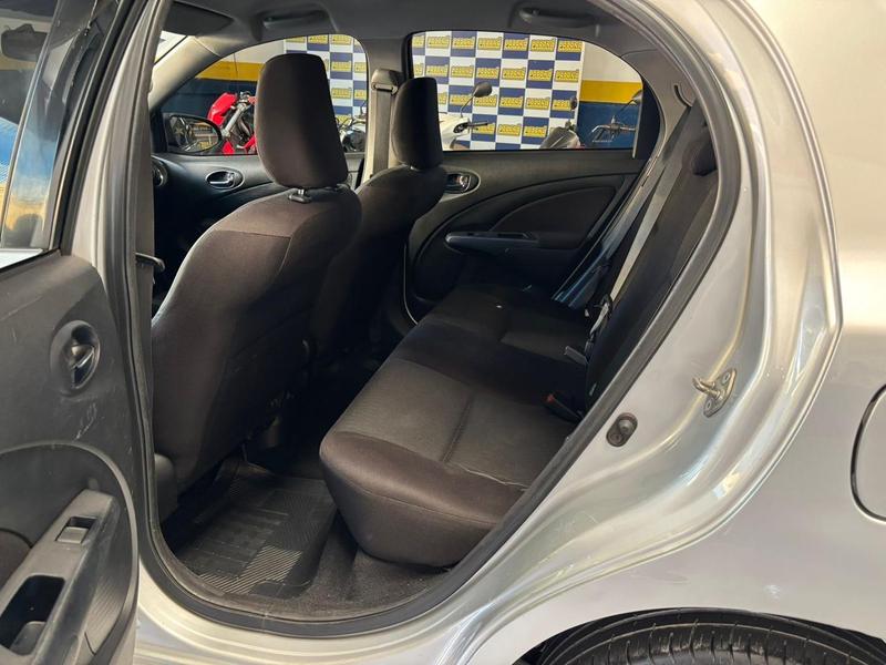 Toyota Etios Hb Xplus Mt - foto 14