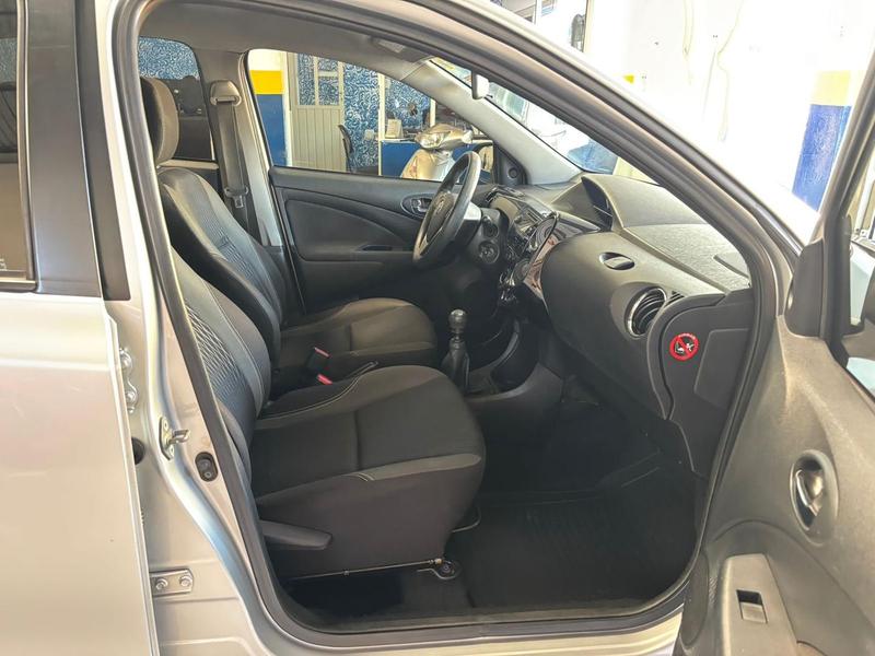Toyota Etios Hb Xplus Mt - foto 17