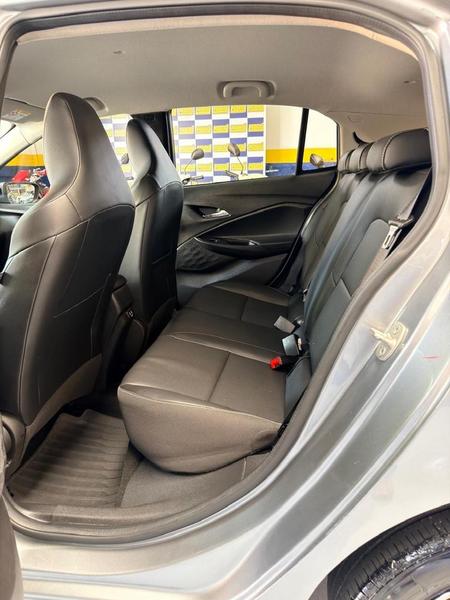 Chevrolet Onix 10tat - foto 8