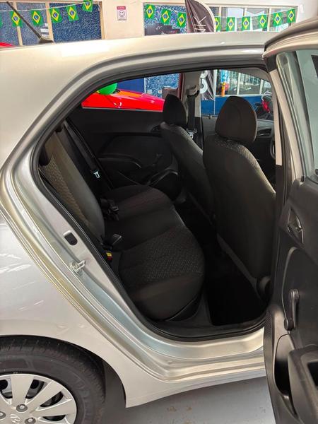 Hyundai HB20 Unique 1.0 Flex 12V Mec. - foto 12