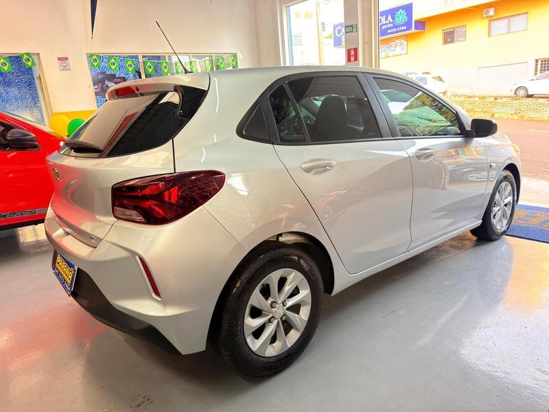 Chevrolet Onix 10mt - foto 6