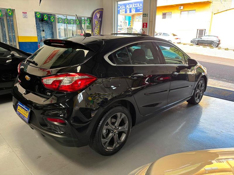Chevrolet Cruze LTZ Hb At - foto 4