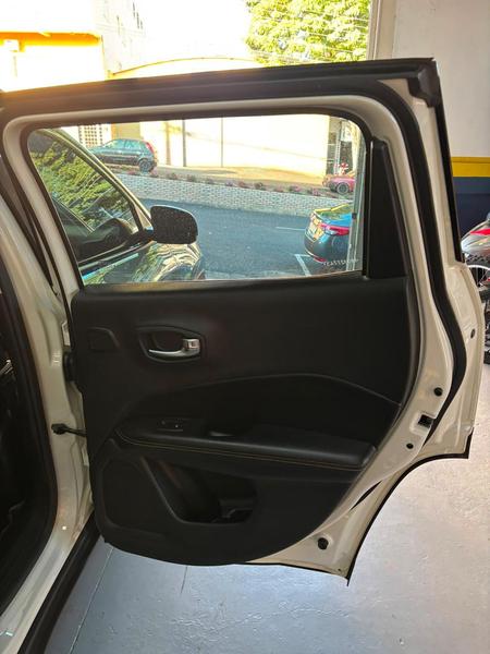 Jeep Compass Longitude F - foto 8