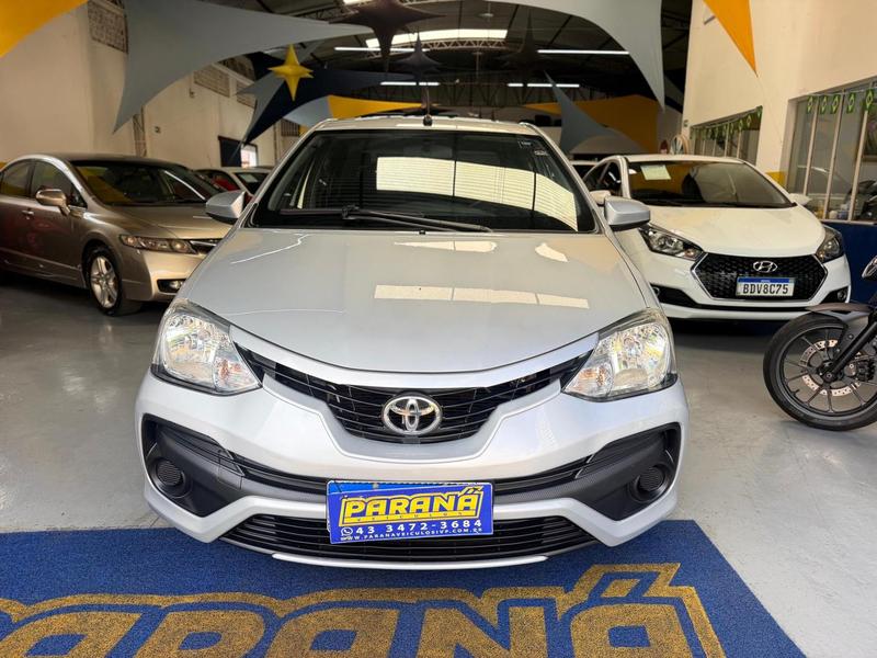 Toyota Etios Sd X 15l Mt - foto 2