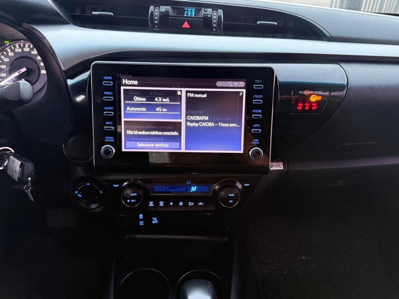 Toyota Hilux Cd Srx 4X4 2.8 TDI 16V Diesel Aut. - foto 16