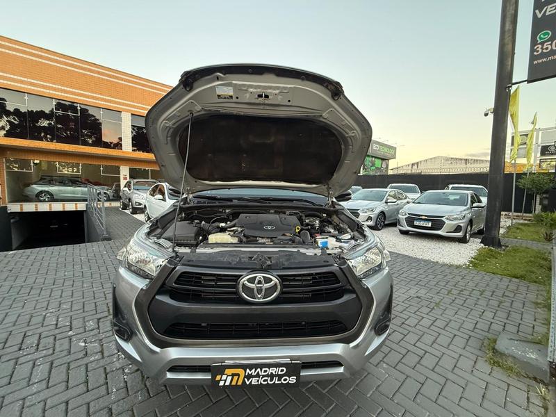 Toyota Hilux Cd Srx 4X4 2.8 TDI 16V Diesel Aut. - foto 19