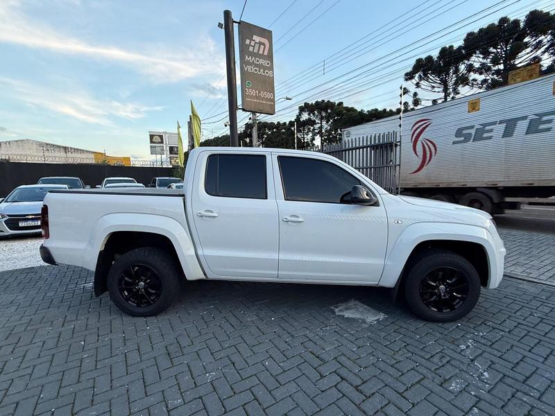 Volkswagen Amarok High.cd 2.0 16V TDI 4X4 Dies. Automático - foto 4