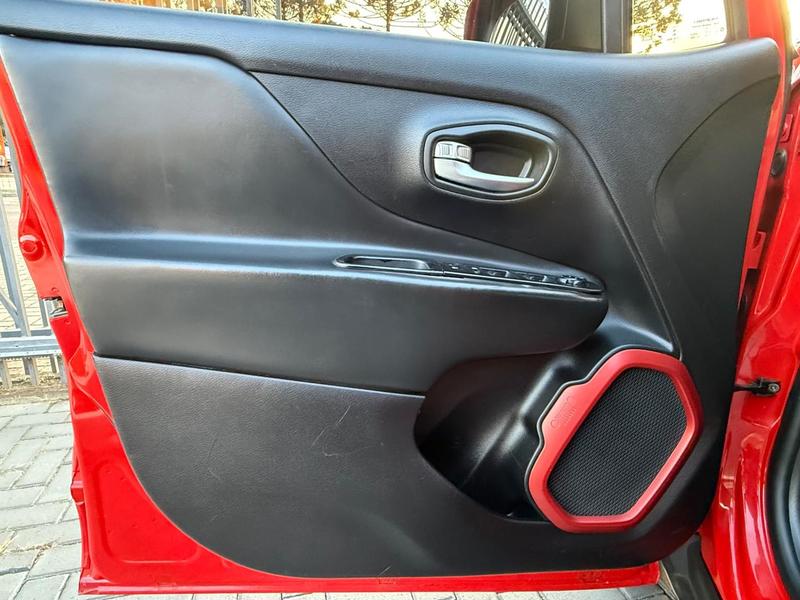 Jeep Renegade Sport 2.0 4X4 Tb Diesel Aut. - foto 9