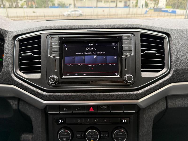 Volkswagen Amarok V6 Highline - foto 17
