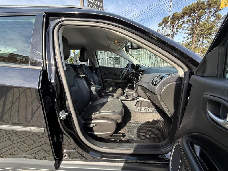 Jeep Compass Longitude F - foto 12