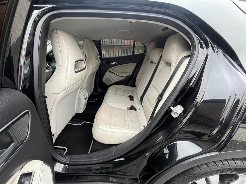 Mercedes-Benz Classe GLA Advance 1.6 1.6 Tb 16V Flex Aut. - foto 13