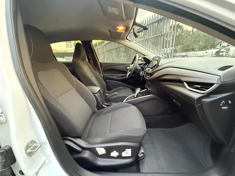 Chevrolet Onix Plus 10tat - foto 12