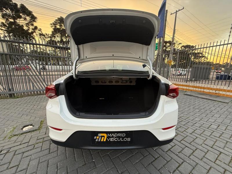 Chevrolet Onix Plus 10tat - foto 20