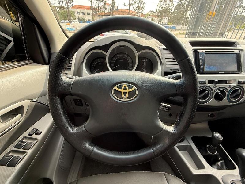 Toyota Hilux Cd4x4 Srv - foto 16